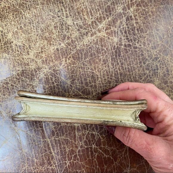 Coach ivory, tan gold signature card holder - Picture 3 of 8